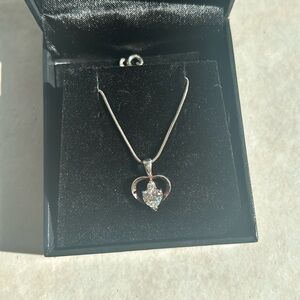 Heart necklace with box